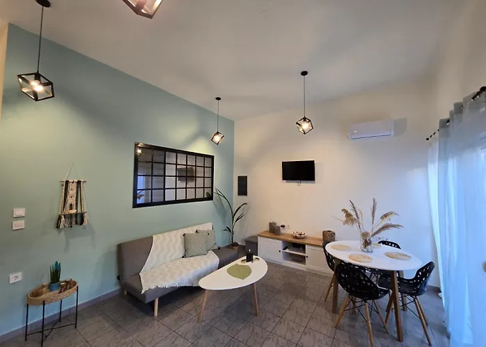 Filoxenia House 公寓 Kremastí