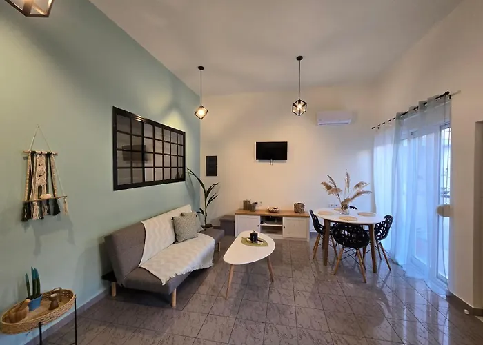 Filoxenia House Апартаменты Кремасти