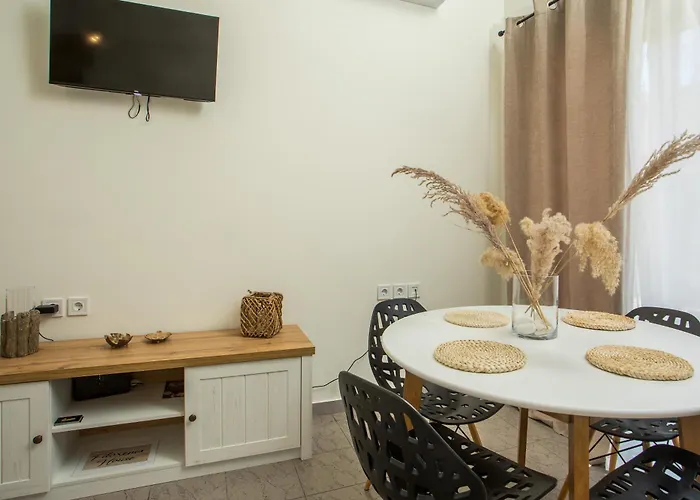 Filoxenia House Апартаменты